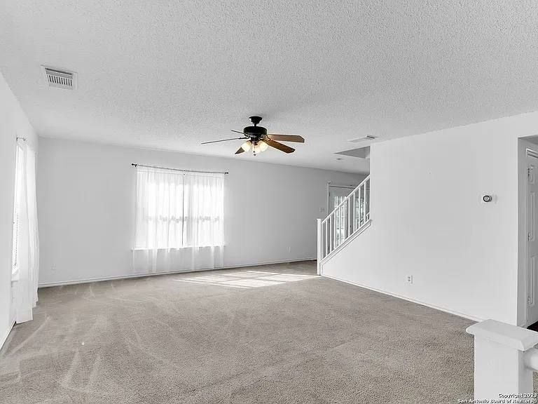 Castroville, TX 78009