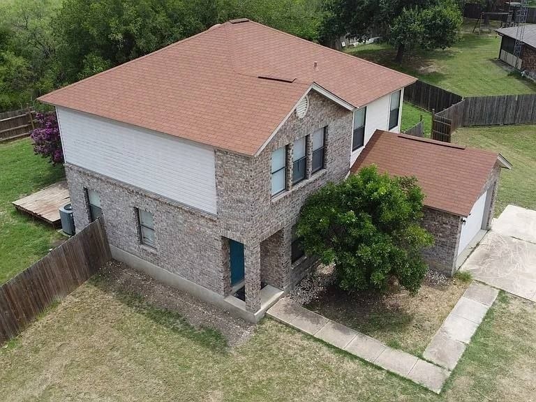 Castroville, TX 78009
