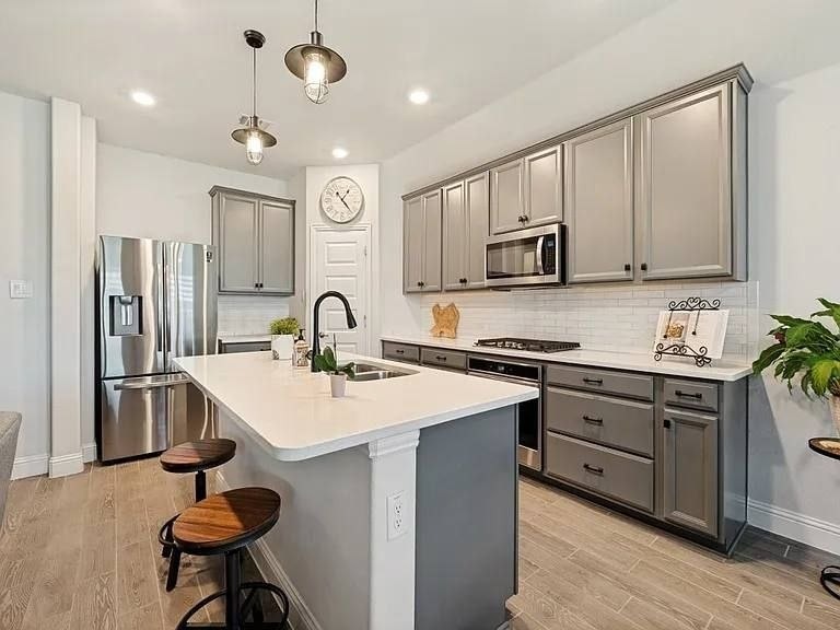Denton, TX 76207