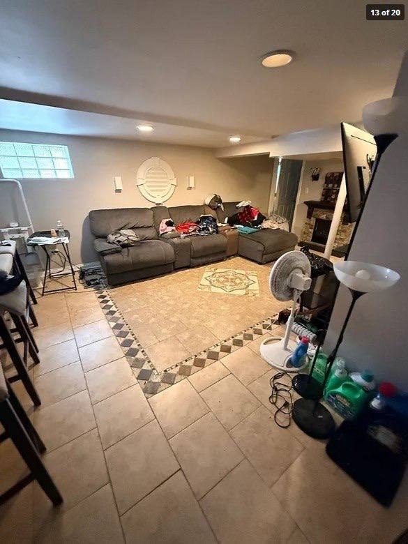 S Winchester Ave, Chicago, IL 60620